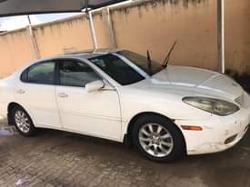 A picture of Lexus IS330 l Mowe