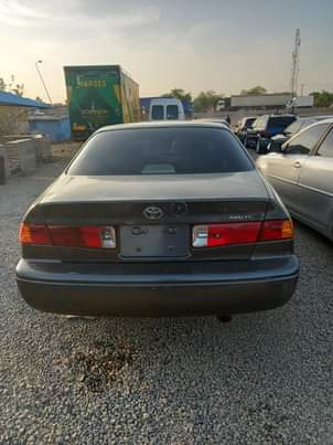 A picture of 2002 Toyota camry pencil