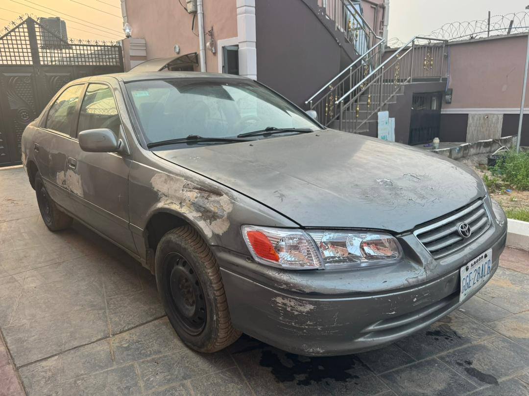 A picture of Used Toyota Camry 2002 model 07088118055