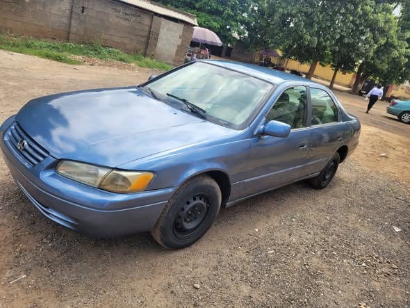 A picture of Toyota Camry Pencil light