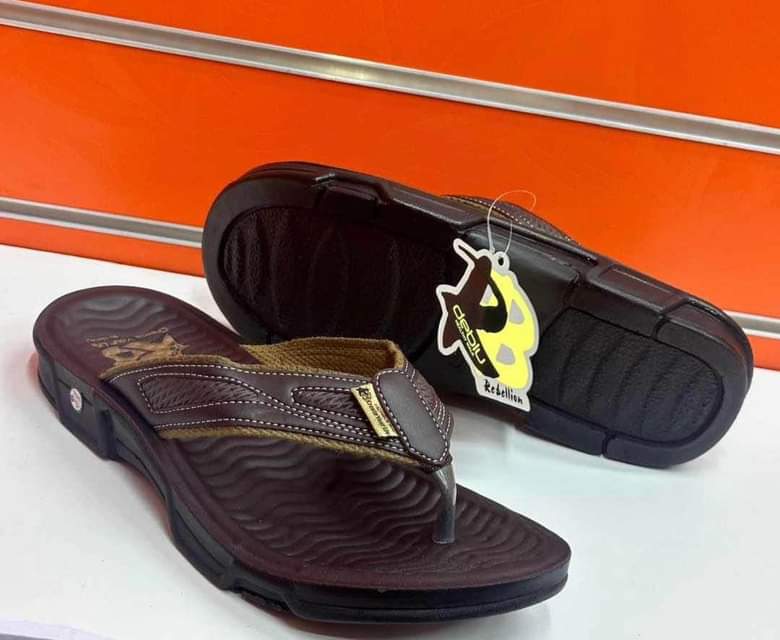 A picture of Sandle Orignal size 40 45