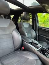 A picture of Mercedes Benz ML350