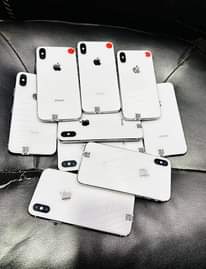 A picture of Iphone X