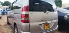 A picture of Toyota Noah