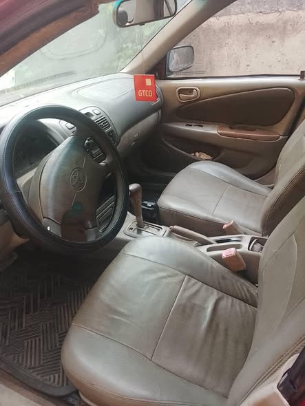 A picture of Toyota Corolla 2001