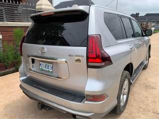 A picture of GX 470