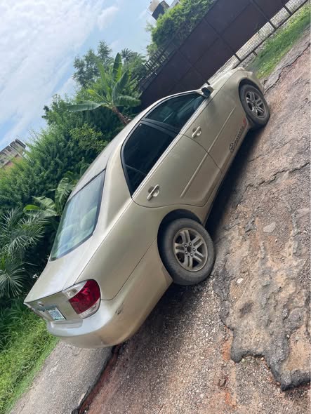 A picture of Engine and gearbox A C working perfect 07035176564