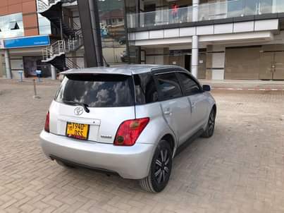 used toyota ist
