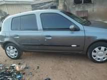 A picture of Renault PAINTED ON FIRSTBODY Price 550k Dm or Call 08130886685