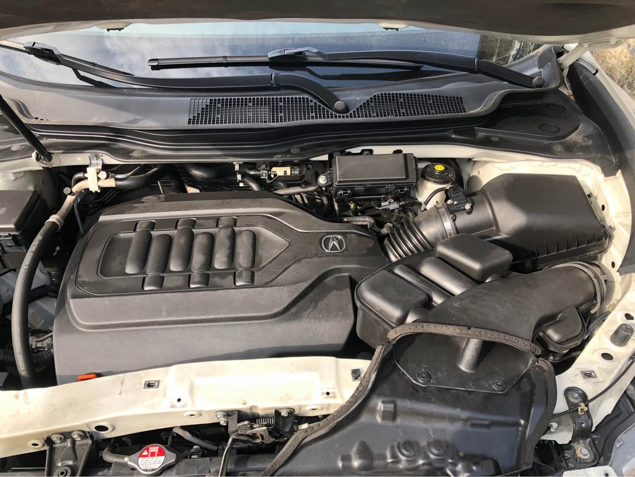 A picture of Acura MXD SH AWD