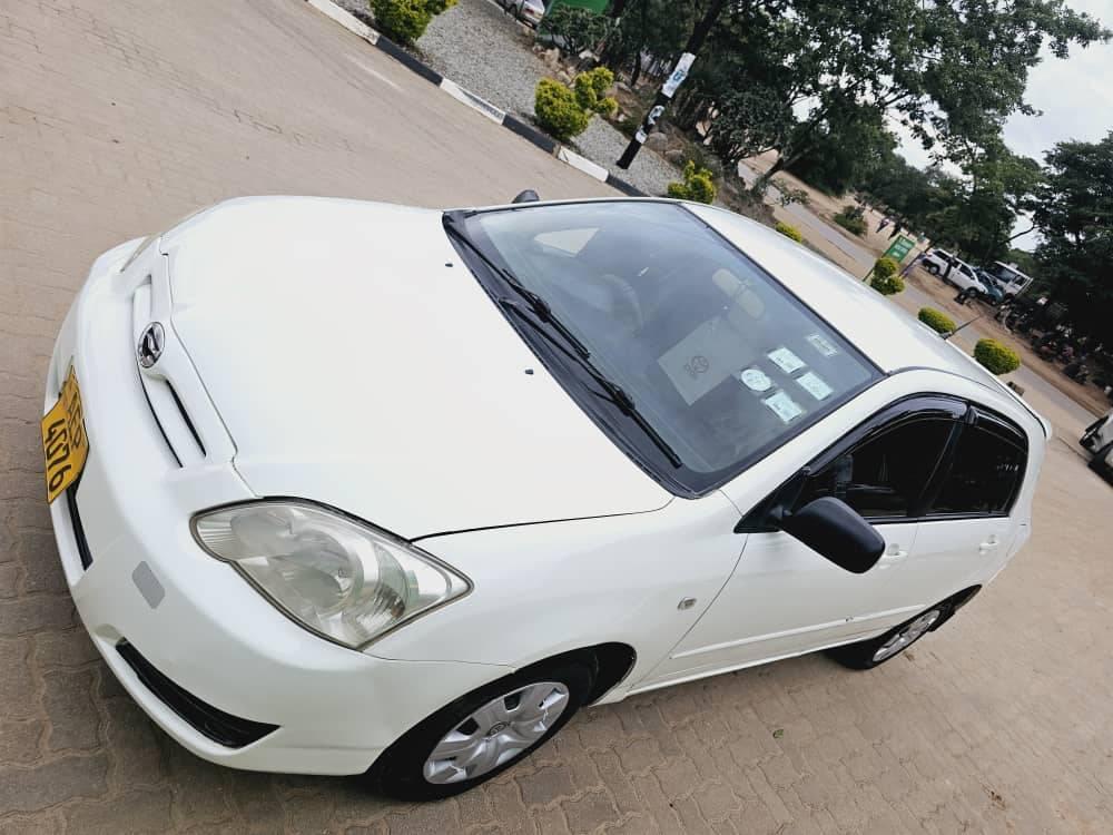 used toyota runx