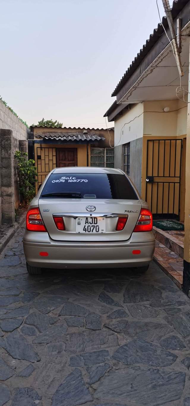 toyota premio