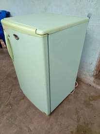 A picture of Samsung fridge single door inagandsha Sana na kupoz bei 190000