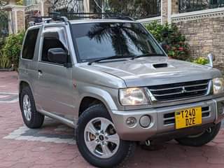 A picture of Pajero mini
