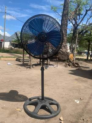 A picture of JOTO ni Kali mnoo wahi FENI Bei rahisi 0653142079