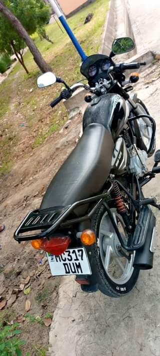 A picture of Boxer 125