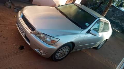 used toyota altezza