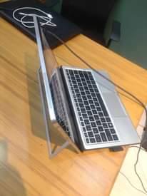 A picture of Hp Elite X2 i5 7th Gen