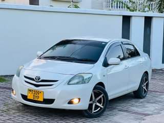 A picture of TOYOTA BELTA SWEET DYP