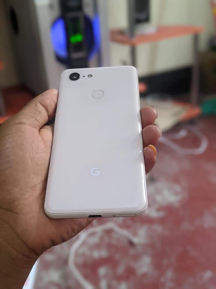 A picture of Google pixel 3