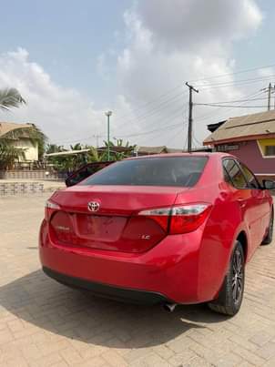 A picture of Toyota Corolla 2016 2018