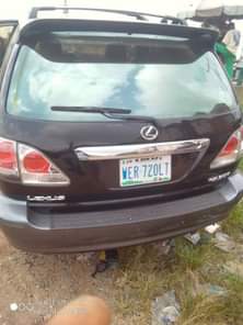 A picture of Lexus 300 RX 2003 model is the market for Sale