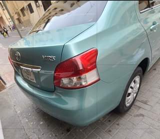 A picture of Toyota yaris sedan model 2009