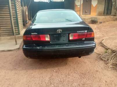 A picture of Toyota Camry Drop light