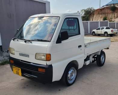 A picture of Suzuki carry
