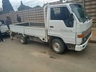used toyota hiace