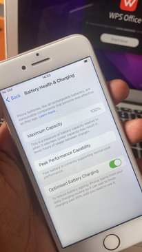 A picture of iphone 8 plain gb 64 bh 100 clean sana