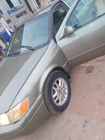 A picture of Toyota camry 2001 model. Perfectly working. Buy and travel with