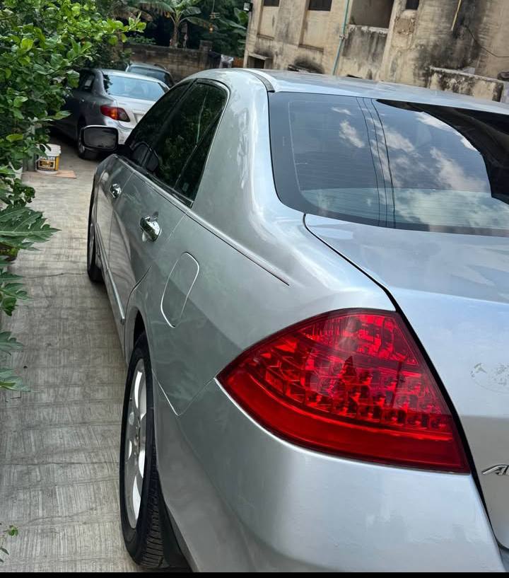 A picture of Honda Accord DC TOKS STANDARD
