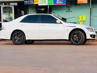 A picture of Alteza milion 6.9 Haipungui Ipo mwanza Automatic Engine safi 0784857610
