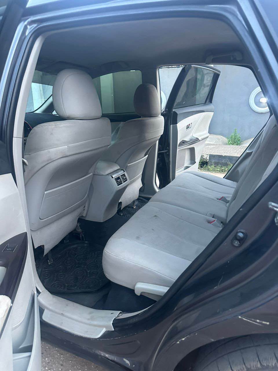 A picture of TOYOTA VENZA 2011 MODEL REGISTERED Working perfect