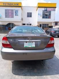 A picture of Toks standard registered Toyota Camry 2004 model