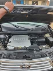 A picture of Register Toyota Highlander LIMITED edition 2010 MODEL Everything is working
