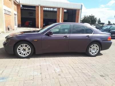 classifieds/cars bmw