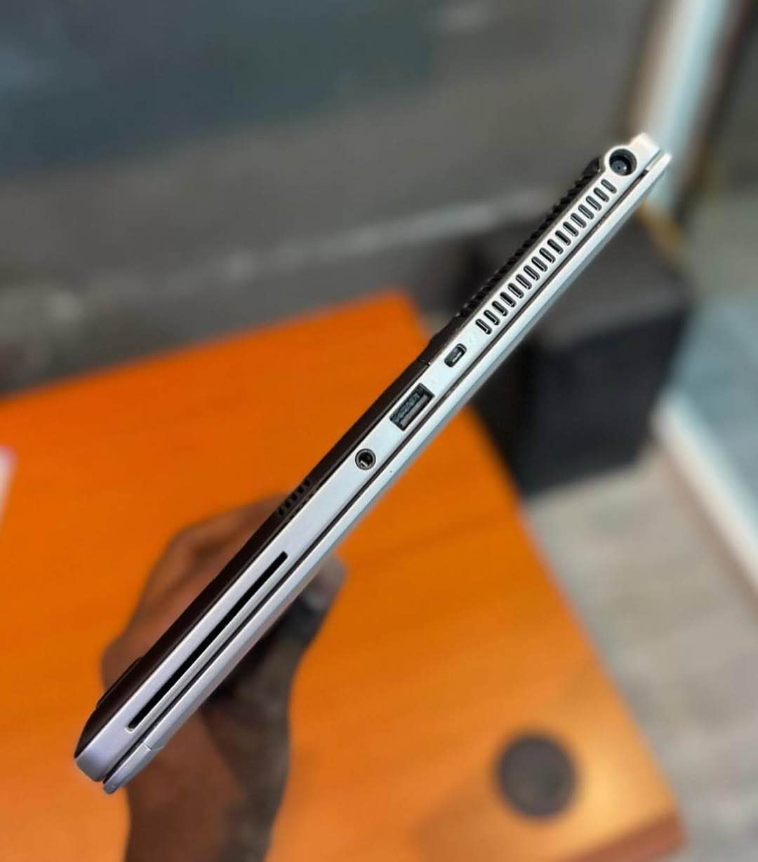 A picture of HP Folio 9470 core i7 3rd