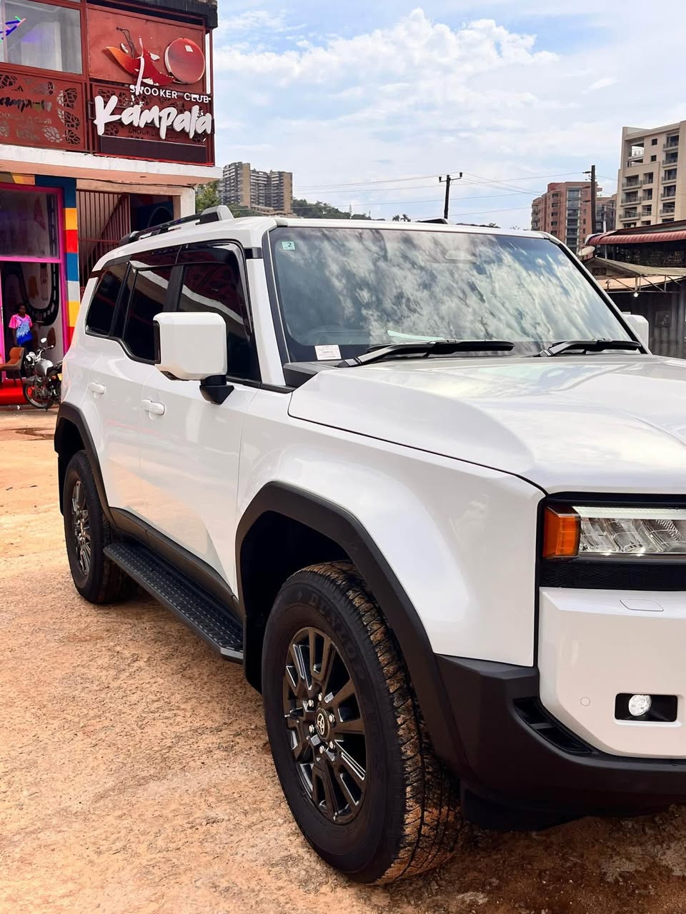 A picture of TOYOTA LAND CRUISER PRADO 250