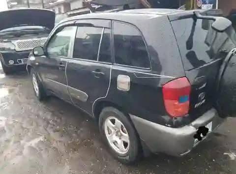 A picture of Rav 4 engine gear is perfectly ok 1.8m