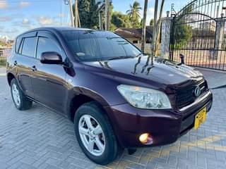A picture of Toyota RAV4 miss tz gari kali saaana Bei ml 21