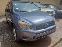 A picture of Toyota RAV4 2007 08