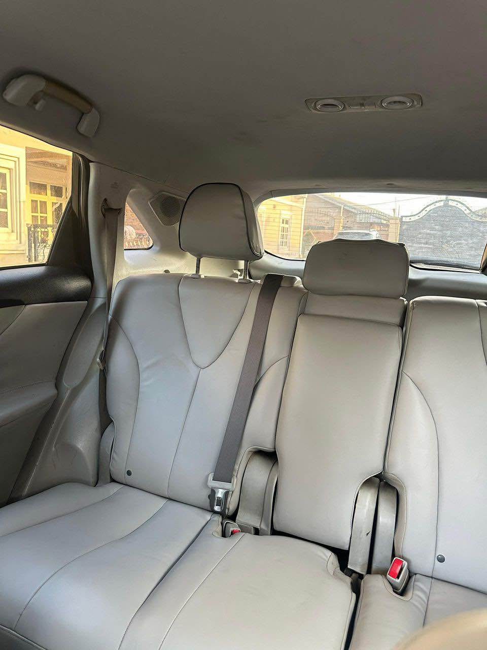 A picture of Distress Sales First Body pan Toyota Venza 2010 Model in