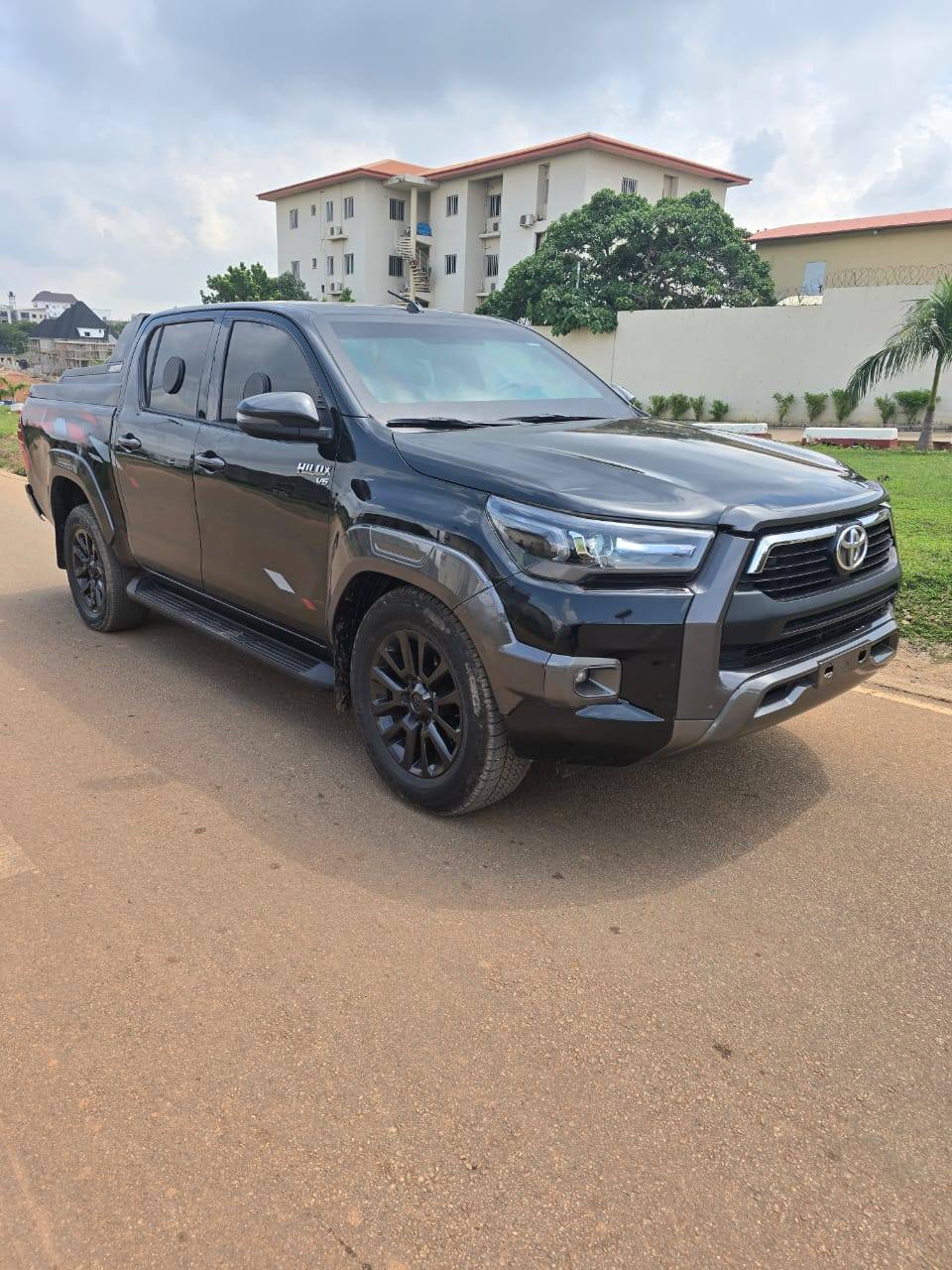 A picture of Bullet proof unregistered 2021 foreign used Toyota adventure Automatic Area
