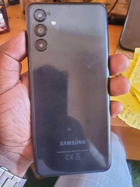 A picture of Samsung A04s