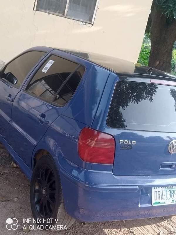 A picture of Volkswagen Polo automatic transmission first body with nothing to fix