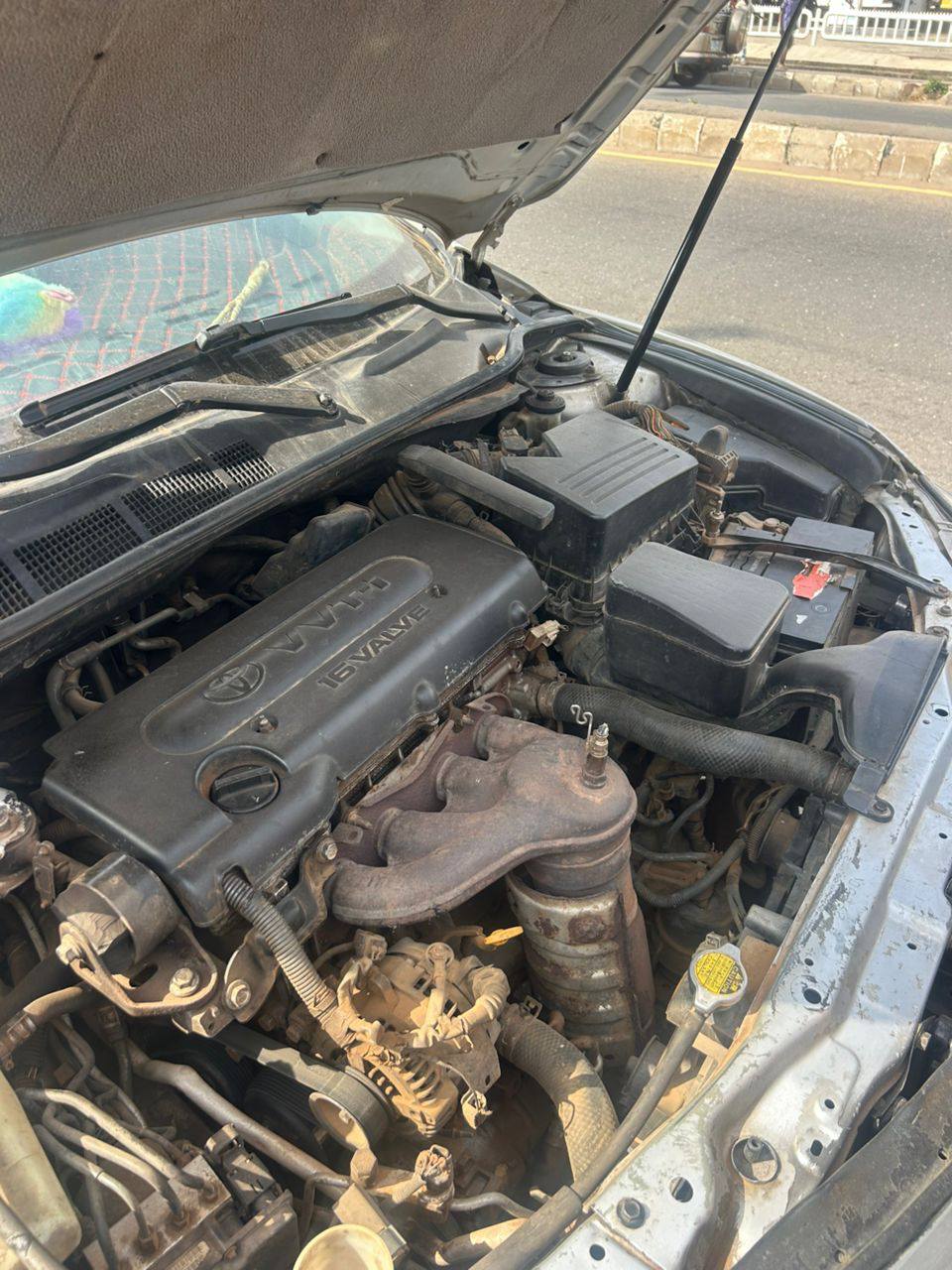 A picture of Toyota Camry 09