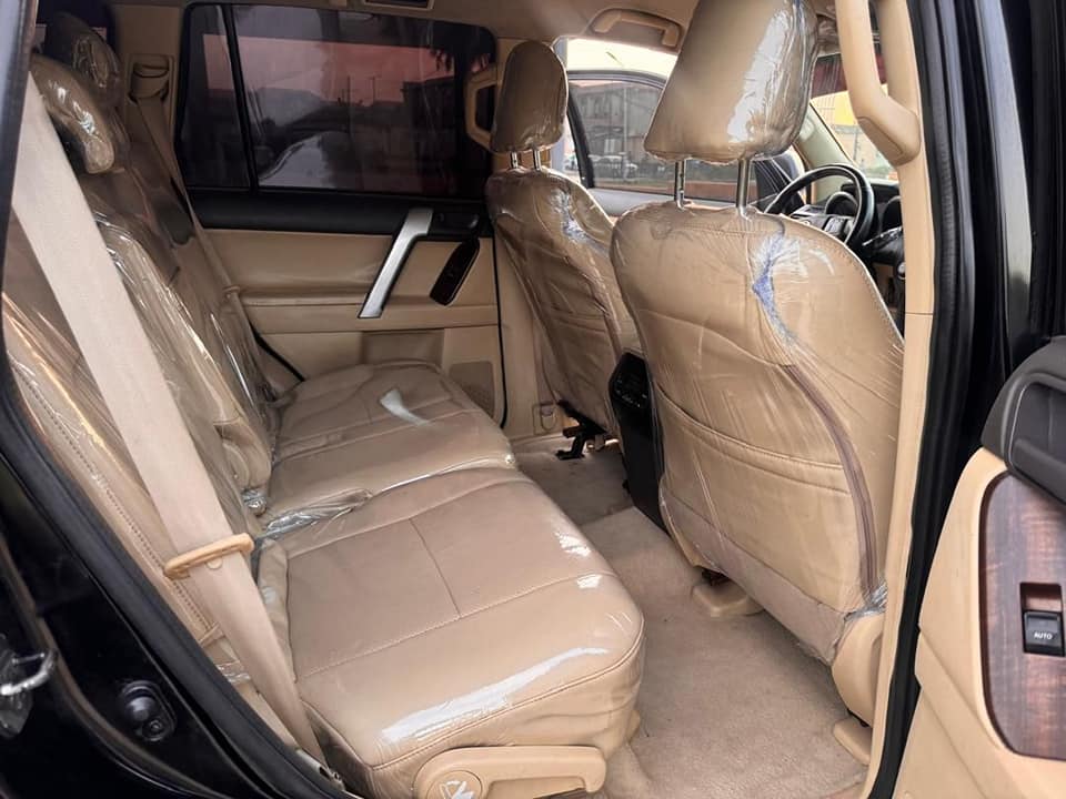 A picture of NIGERIAN USED 2015 TOYOTA PRADO TXL