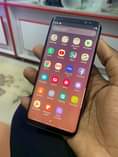 A picture of Samsung s8